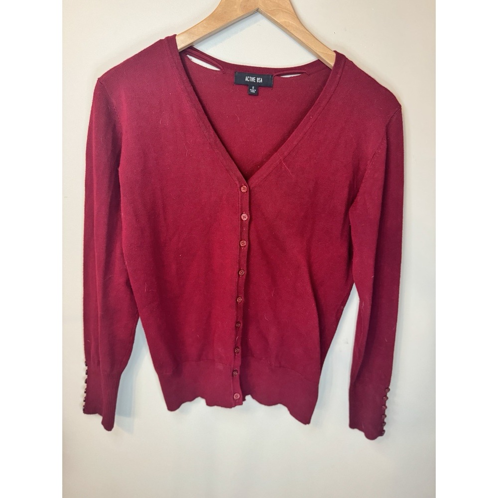 Active USA Classic Women's Sweater Red With Buttons & Sleeve Buttons Size Small - Picture 1 of 9
